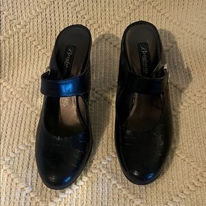 Brighton Black Leather Mules